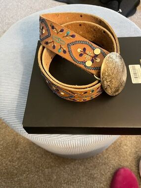 LUCKY BRAND Embroidered Tan Leather Women's Belt with Silver Oval Buckle